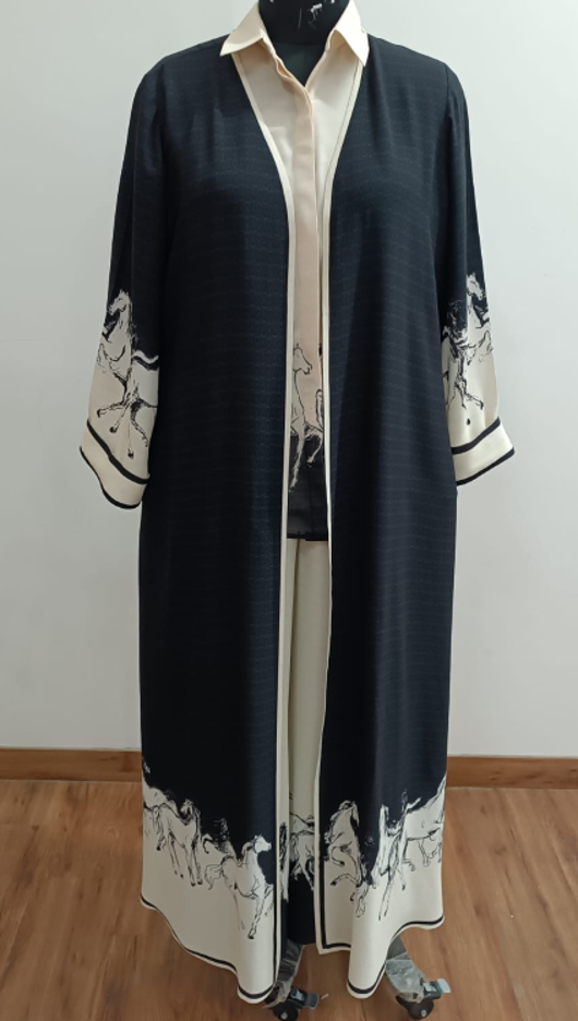 Ivory and Black Horse Cordset With Abaya & Shella