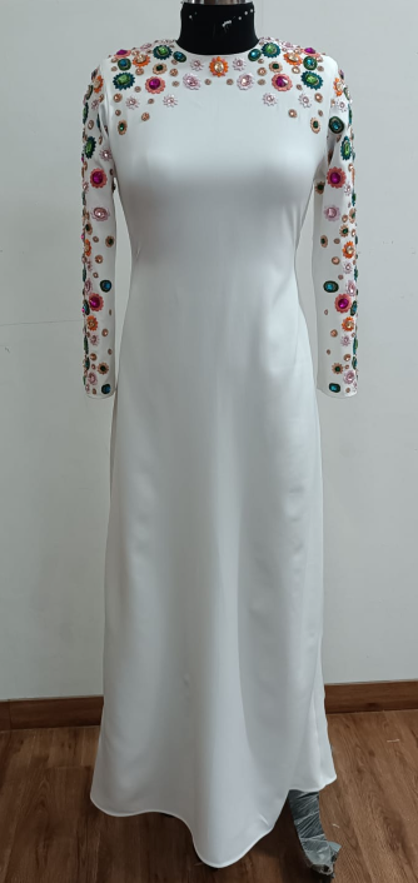 Ivory Jalebia With Multicolor Stones